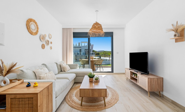 1. Apartamento / piso - Reventa - San Miguel de Salinas - San Miguel