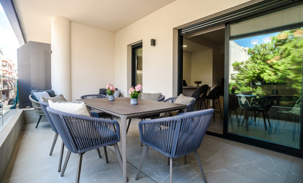 1. Apartamento / piso - Reventa - Torrevieja - Costa Blanca Sur