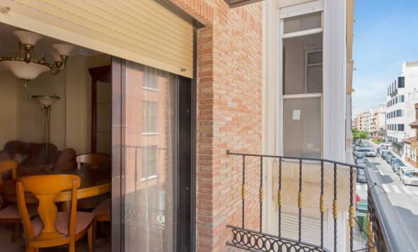 1. Apartamento / piso - Reventa - Torrevieja - Costa Blanca Sur