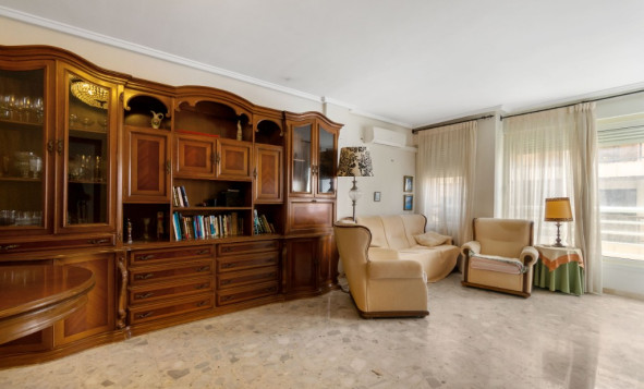 1. Apartamento / piso - Reventa - Torrevieja - Costa Blanca Sur