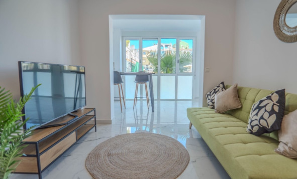 1. Apartamento / piso - Reventa - Torrevieja - Costa Blanca Sur