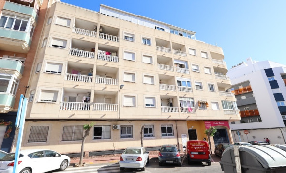 1. Apartamento / piso - Reventa - Torrevieja - Costa Blanca Sur
