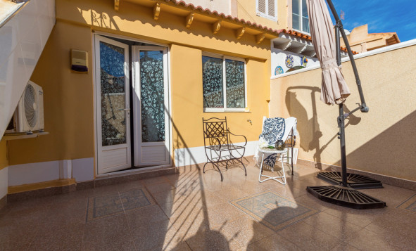 1. Apartamento / piso - Reventa - Torrevieja - Costa Blanca Sur