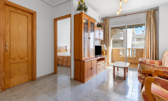 1. Apartamento / piso - Reventa - Torrevieja - Costa Blanca Sur