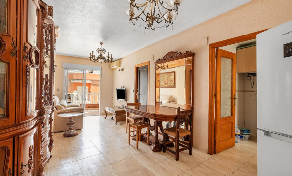 1. Apartamento / piso - Reventa - Torrevieja - Costa Blanca Sur