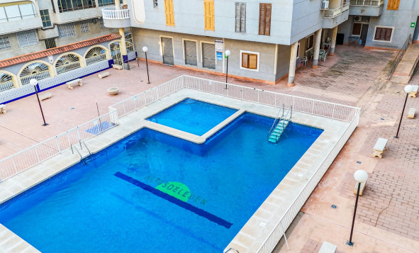 1. Apartamento / piso - Reventa - Torrevieja - Costa Blanca Sur
