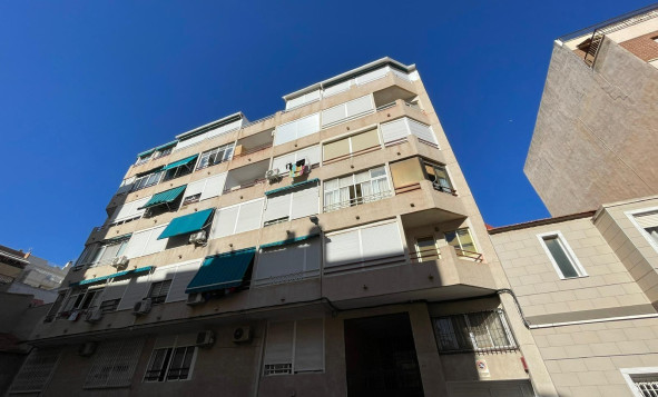 1. Apartamento / piso - Reventa - Torrevieja - Costa Blanca Sur