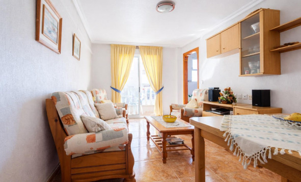 1. Apartamento / piso - Reventa - Torrevieja - Costa Blanca Sur