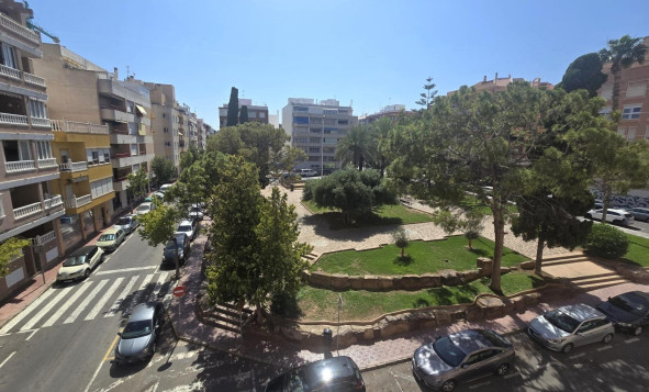 1. Apartamento / piso - Reventa - Torrevieja - Costa Blanca Sur