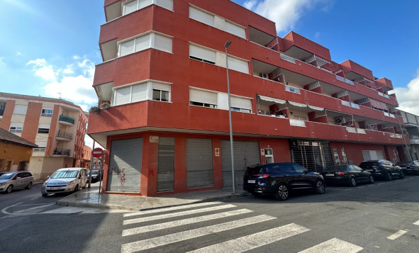 1. Apartment / flat - Herverkoop - Almoradí - Catral