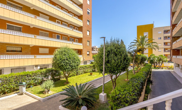 1. Apartment / flat - Herverkoop - Torrevieja - Orihuela Costa