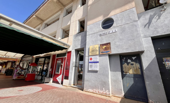 1. Apartment / flat - Resale - Punta Prima - Orihuela Costa