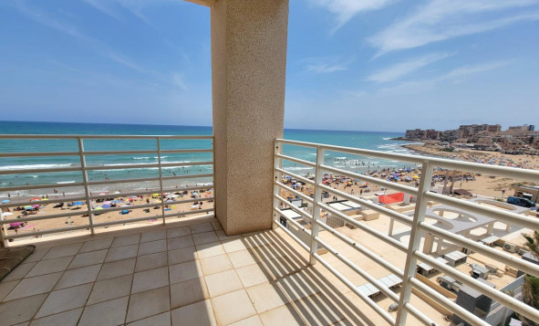 1. Apartment / flat - Resale - Torrevieja - 8-00924