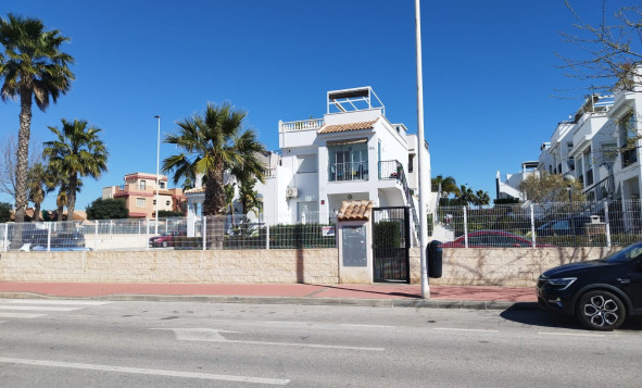 1. Apartment / flat - Resale - Torrevieja - Costa Blanca South