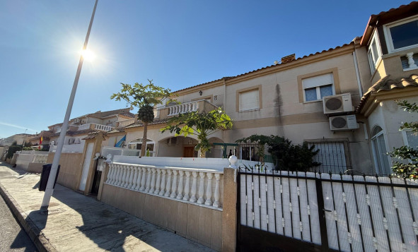 1. Apartment / flat - Resale - Torrevieja - Costa Blanca South