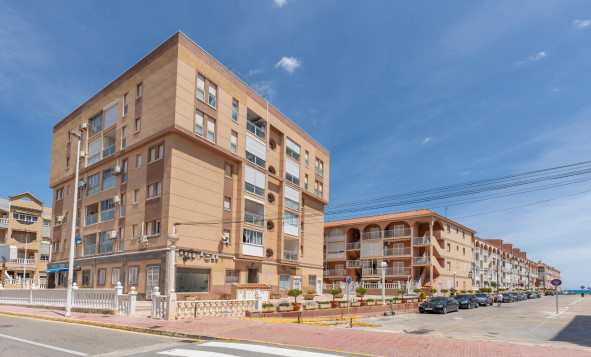 1. Apartment / flat - Resale - Torrevieja - Costa Blanca South