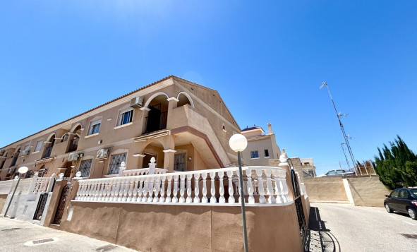 1. Appartement / flat - Herverkoop - La Zenia - Costa Blanca Zuid
