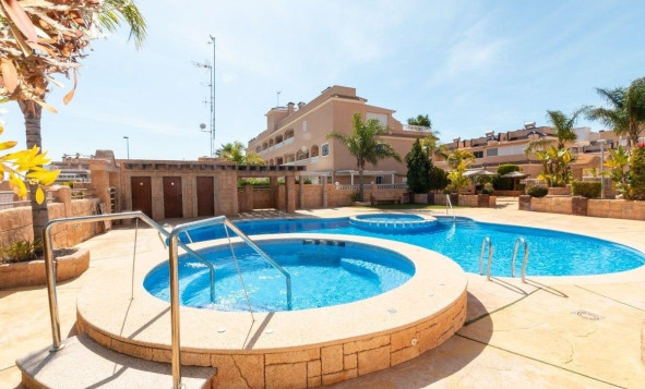 1. Appartement / flat - Herverkoop - Orihuela Costa - Costa Blanca Zuid