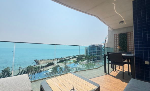 1. Appartement / flat - Herverkoop - Punta Prima - Est-65571