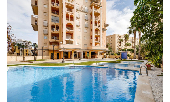 1. Appartement / flat - Herverkoop - Torrevieja - Costa Blanca Zuid
