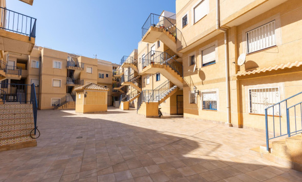 1. Appartement / flat - Herverkoop - Torrevieja - Costa Blanca Zuid