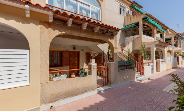 1. Appartement / flat - Herverkoop - Torrevieja - Costa Blanca Zuid