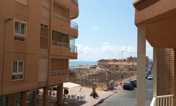1. Appartement / flat - Herverkoop - Torrevieja - GIC-90644