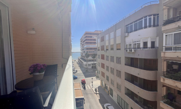 1. Appartement / flat - Herverkoop - Torrevieja - Sun-38515