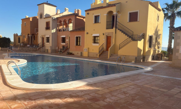 2. Chalet adosado - Reventa - Algorfa - Costa Blanca Sur