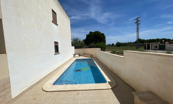 2. Chalet adosado - Reventa - Daya Nueva - Costa Blanca Sur