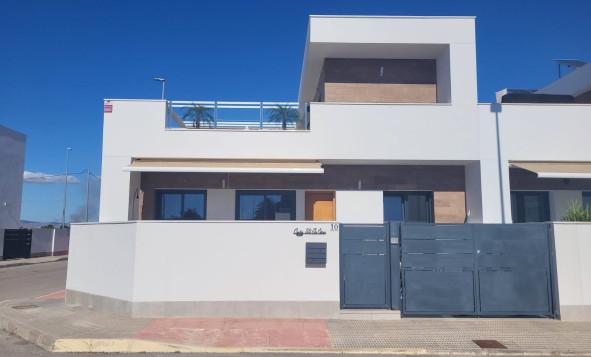 2. Chalet adosado - Reventa - Daya Vieja - Costa Blanca Sur