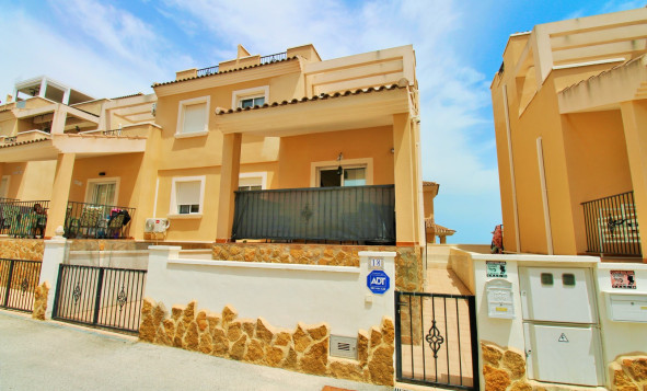 2. Chalet adosado - Reventa - San Miguel de Salinas - Costa Blanca Sur