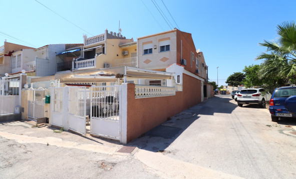 2. Chalet adosado - Reventa - Torrevieja - Costa Blanca Sur