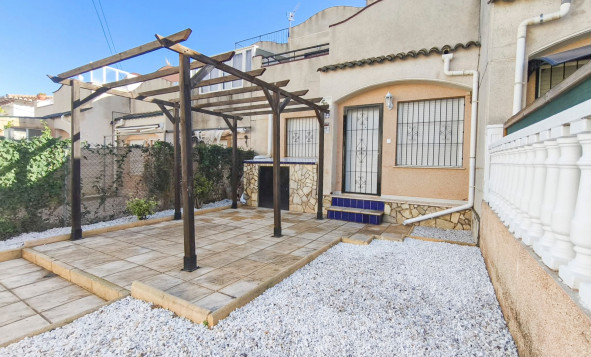 2. Chalet adosado - Reventa - Torrevieja - Costa Blanca Sur
