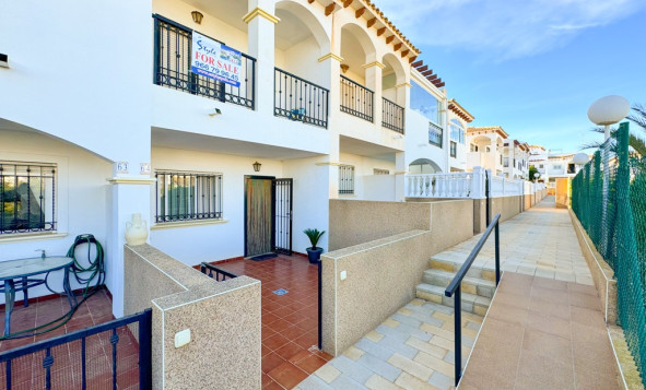 2. Town house - Herverkoop - Punta Prima - Orihuela Costa