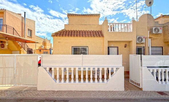 2. Town house - Herverkoop - Torrevieja - Torrevieja