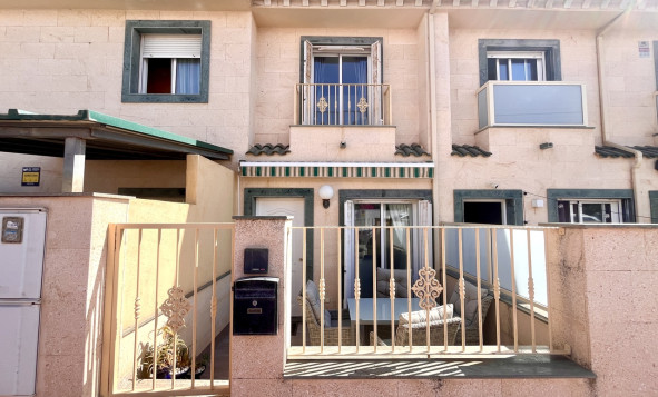 2. Town house - Resale - La Mata - Costa Blanca South