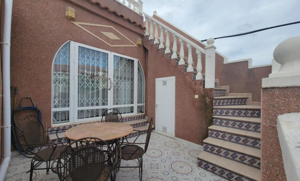 2. Town house - Resale - Torrevieja - 8-00922
