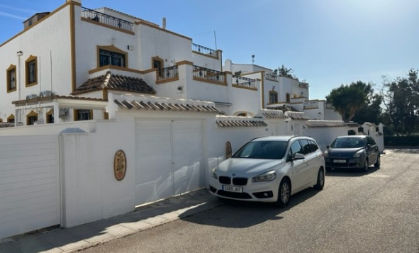2. Town house / tussenwoning - Herverkoop - Orihuela - Costa Blanca Zuid