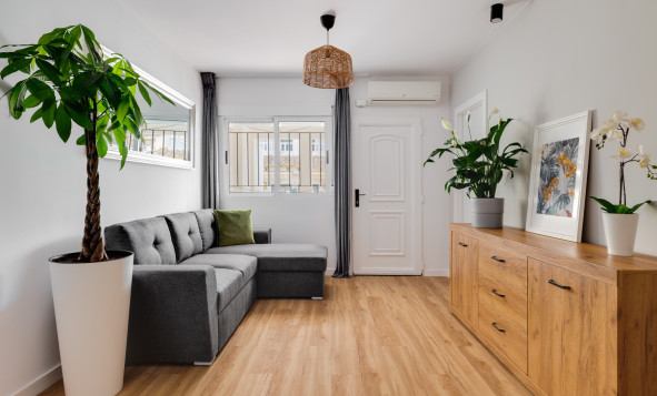 2. Town house / tussenwoning - Herverkoop - Orihuela Costa - CBB-54651