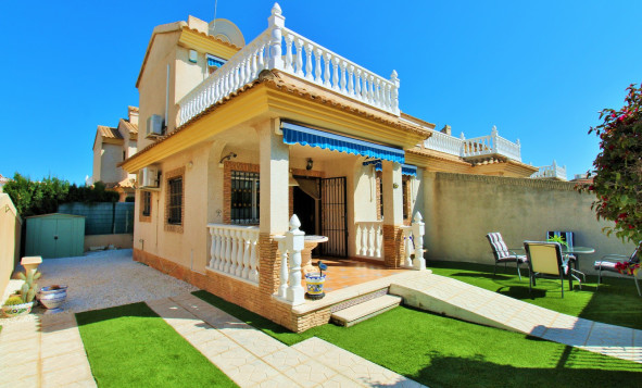 2. Town house / tussenwoning - Herverkoop - Playa Flamenca - Costa Blanca Zuid