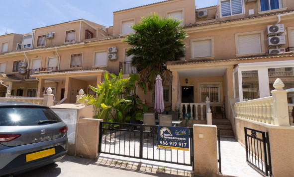 2. Town house / tussenwoning - Herverkoop - Playa Flamenca - Costa Blanca Zuid