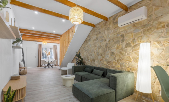 2. Town house / tussenwoning - Herverkoop - Torrevieja - GIC-34026