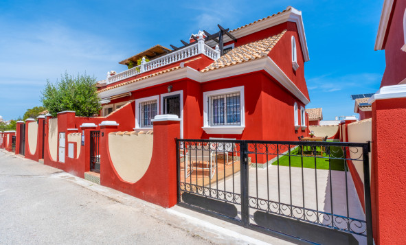 2. Town house / tussenwoning - Herverkoop - Villamartin - Costa Blanca Zuid