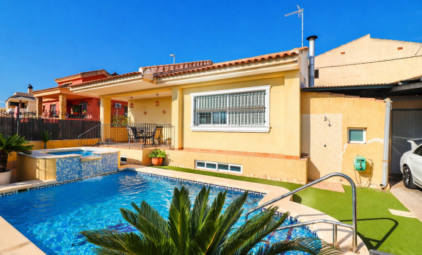 3. Casa indepiende - Reventa - Almoradí - Costa Blanca Sur