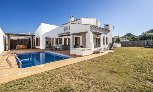 3. Casa indepiende - Reventa - Baños y Mendigo - Costa Calida