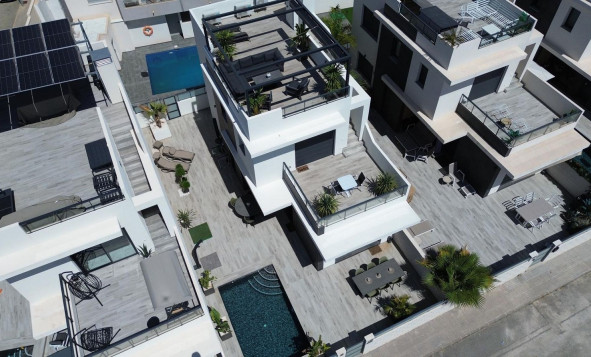 3. Casa indepiende - Reventa - Benijófar - Costa Blanca Sur