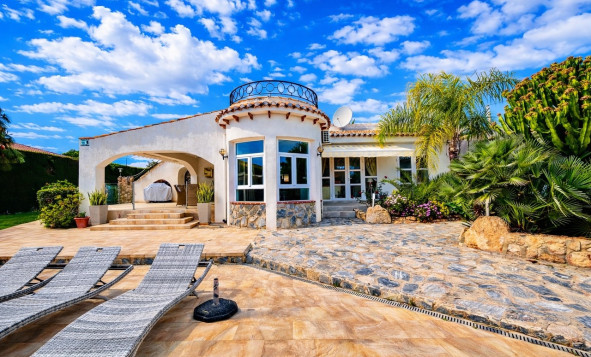 3. Casa indepiende - Reventa - Cabo Roig - Costa Blanca Sur
