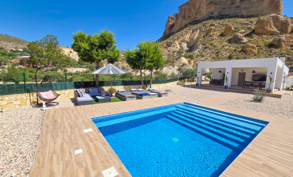 3. Casa indepiende - Reventa - Crevillent - Costa Blanca Sur