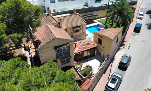 3. Casa indepiende - Reventa - Los Balcones - Costa Blanca Sur